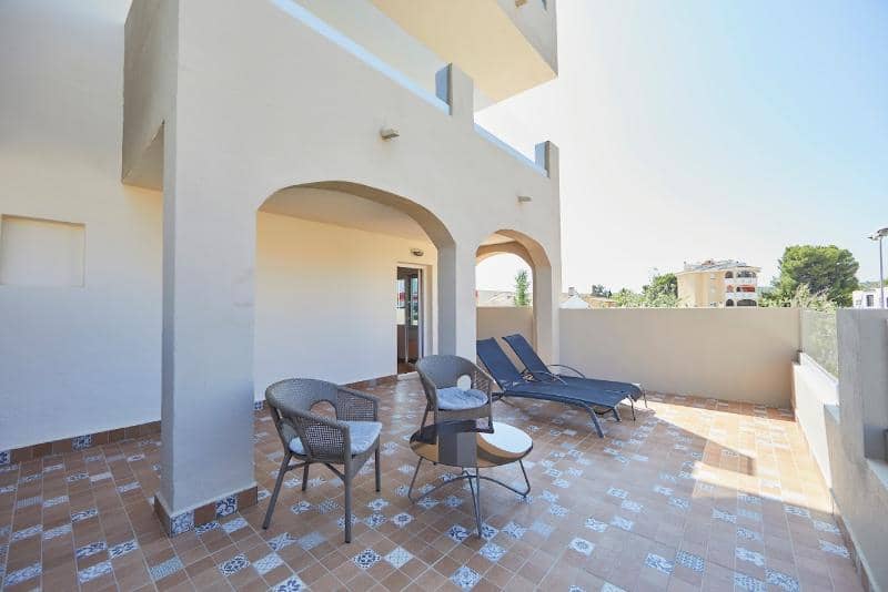 Nura Santa Ponsa Pins - Main View