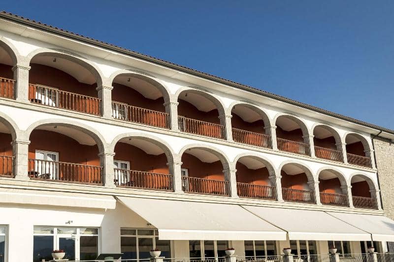 Parador de Vic-Sau - Main View
