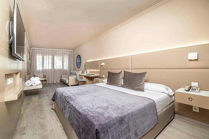 Salles Hotel Pere IV - Main View