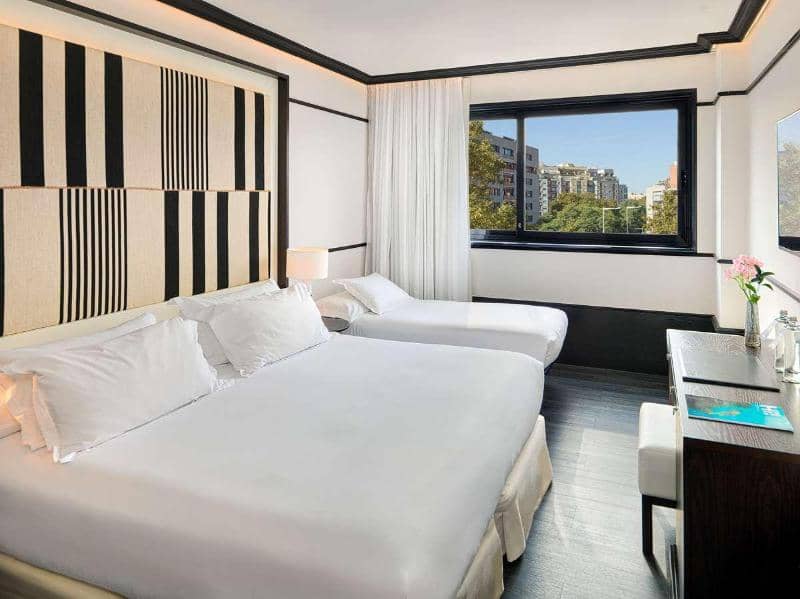 H10 Marina Barcelona - Main View