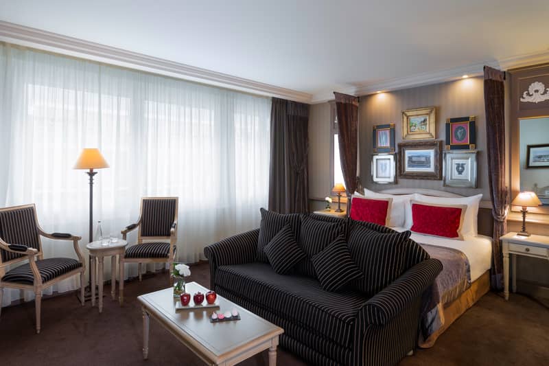 Hotel Royal - Main View
