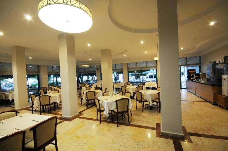 Tropical Beach Hotel - Main View