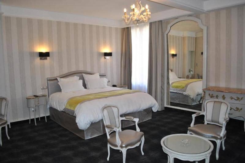 Grand Hotel de la Reine - Main View