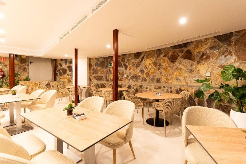 HL Rondo Hotel - Main View