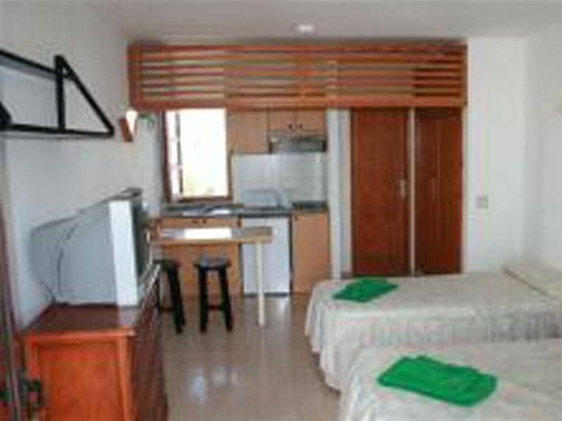 Las Lilas - Main View