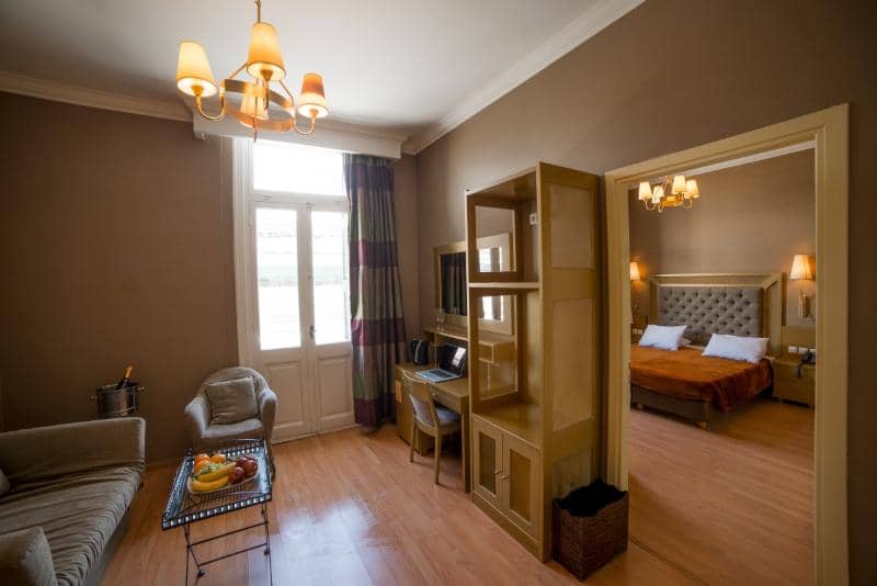 Delphi Art Hotel - Main View