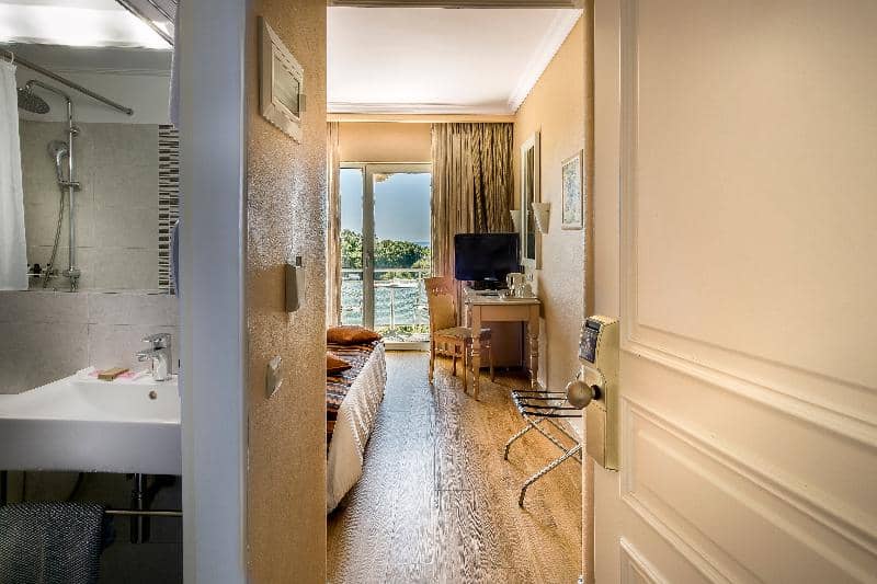 Hotel Fenix - Main View