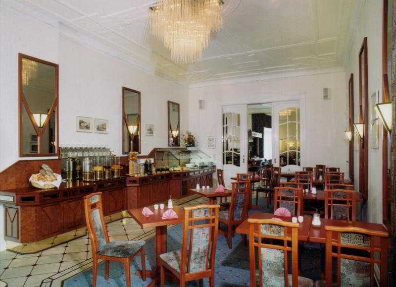 mD-Hotel Schoeneberg - Main View