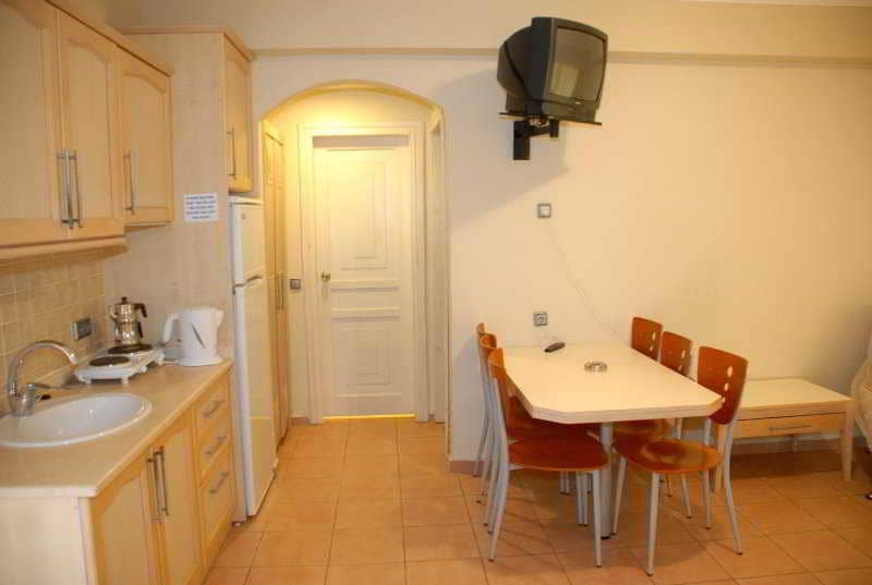 Green Valley Apart - Main View