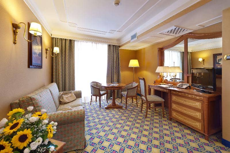 Grand Hotel La Pace - Main View