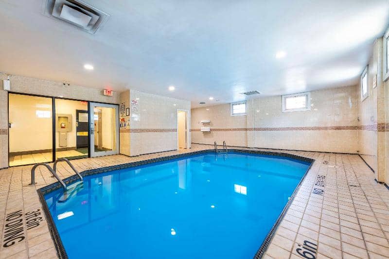 Quality Inn Downtown Inner Harbour - Main View