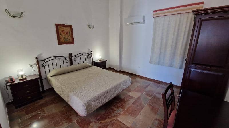 San Cayetano - Main View