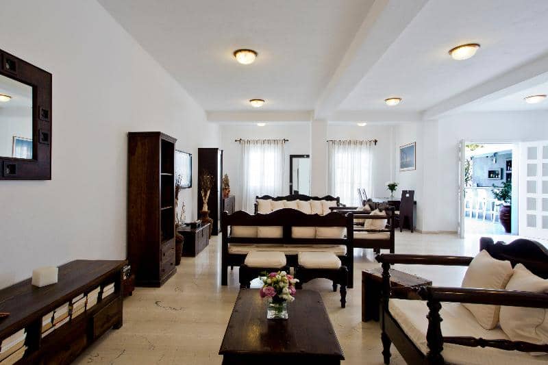 Alexandra - Main View
