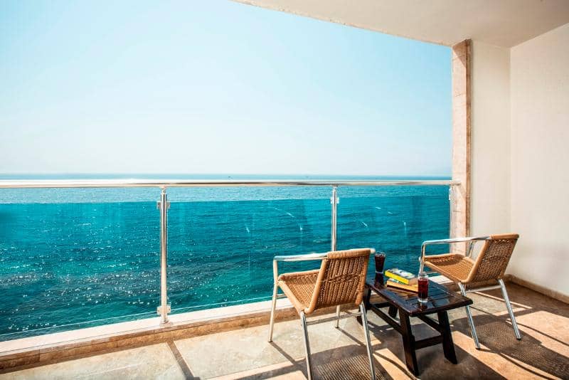 Charisma De Luxe Hotel - Main View