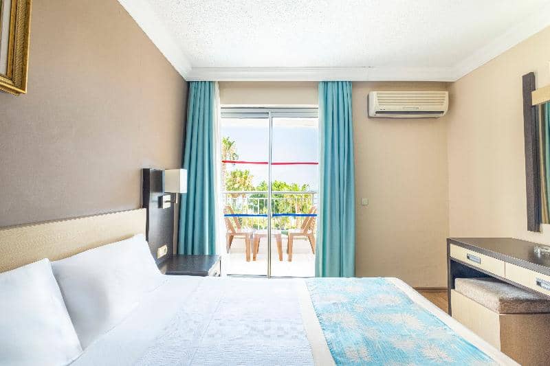Viking Nona Beach - Main View