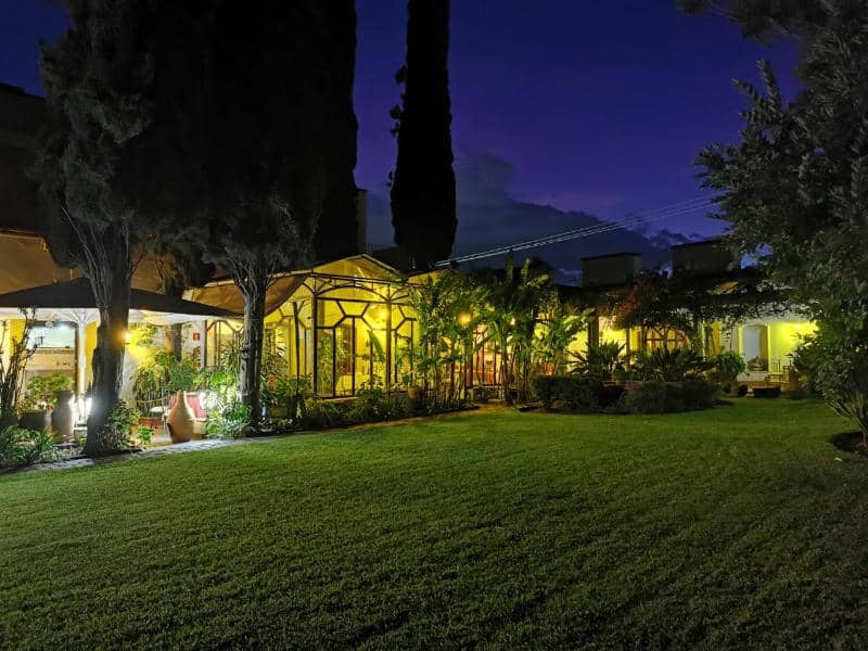 Hacienda Los Laureles - Main View