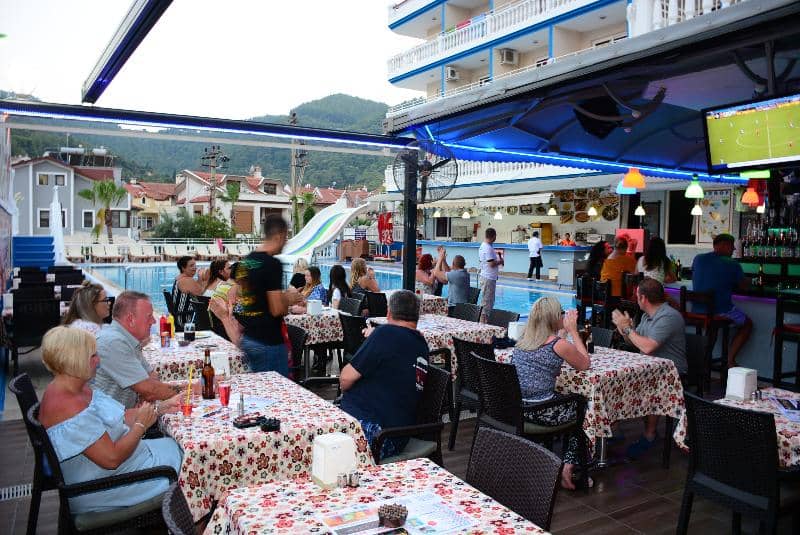 Mustis Royal Plaza - Main View