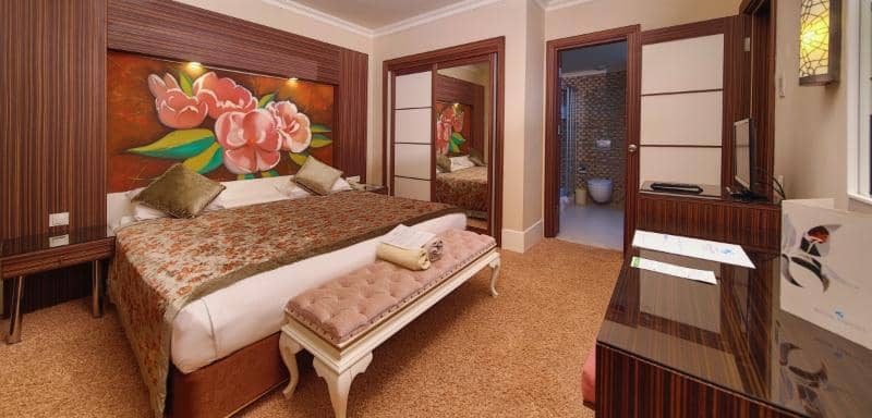 Crystal De Luxe Comfort Collection - Main View