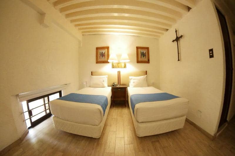Hotel Del Portal - Main View