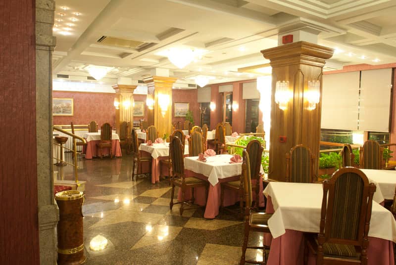 Grand Hotel - Main View