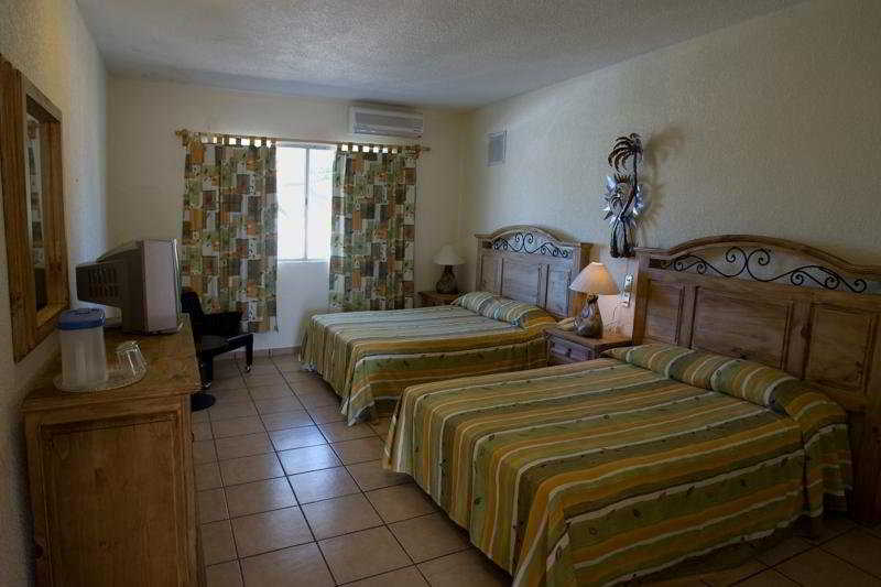 Hacienda Bugambilias - Main View
