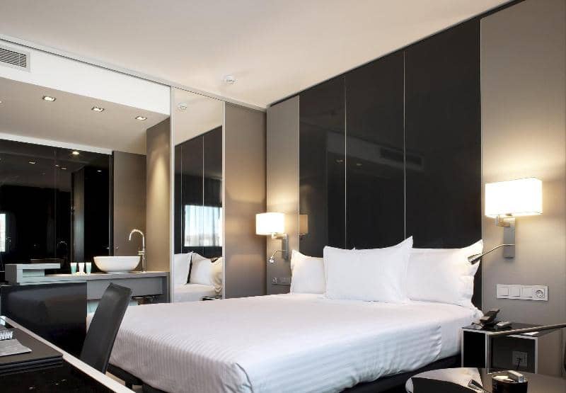 AC Barcelona Sants - Main View