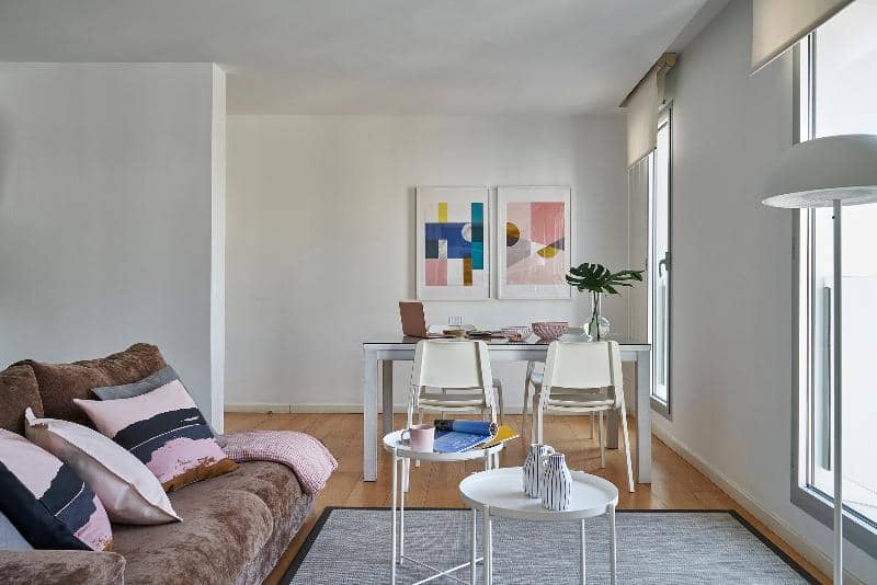 Lugaris Beach Apartments - Main View