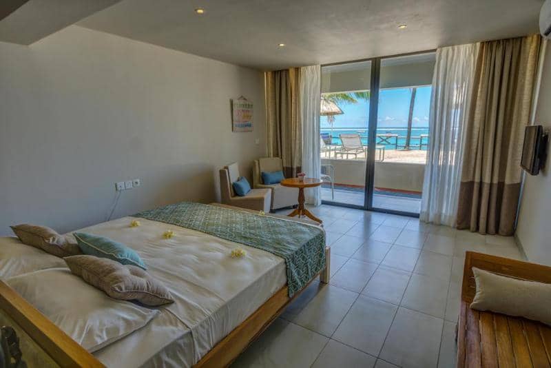 Le Peninsula Bay Beach Resort & Spa - Main View