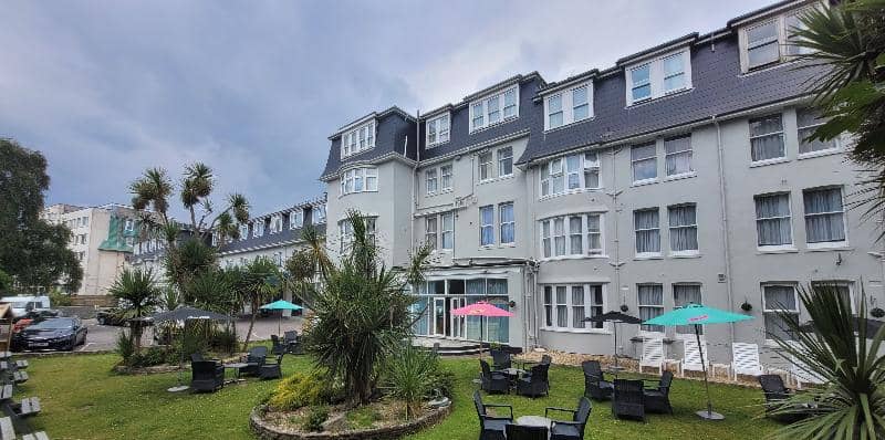Heathlands Hotel - Main View