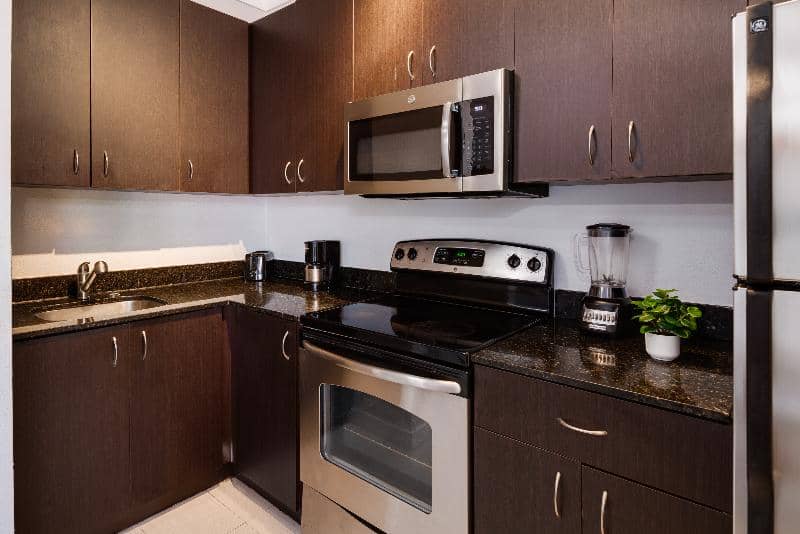 Tradewinds Apartment Hotel - Main View