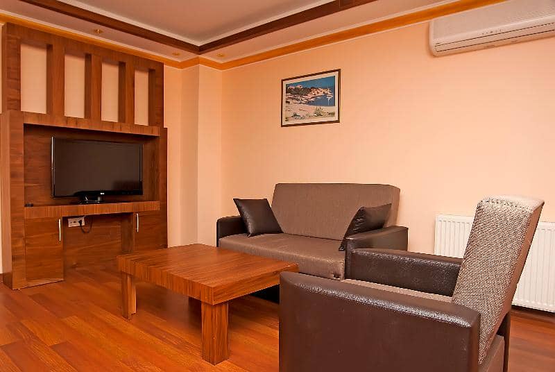 Dinara Hotel - Main View