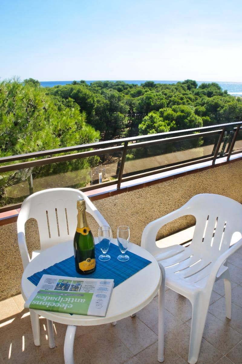La Pineda - Main View