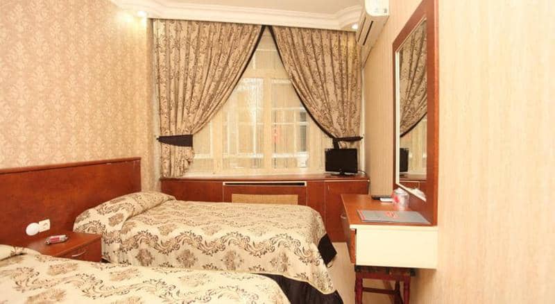 Turvan Hotel - Main View
