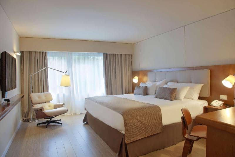 Dazzler By Wyndham Montevideo - Main View