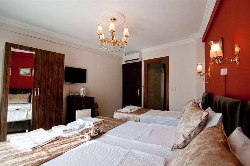 Magnificent Hotel - Main View
