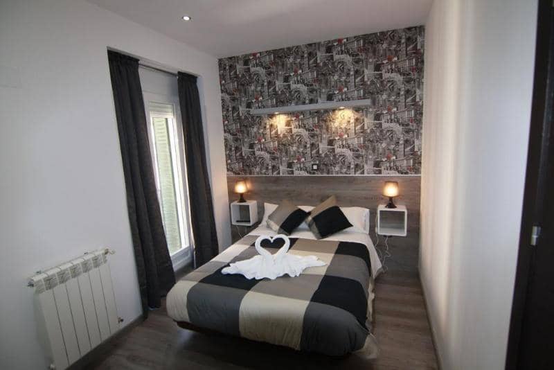 Hostal Mh Fuencarral - Main View