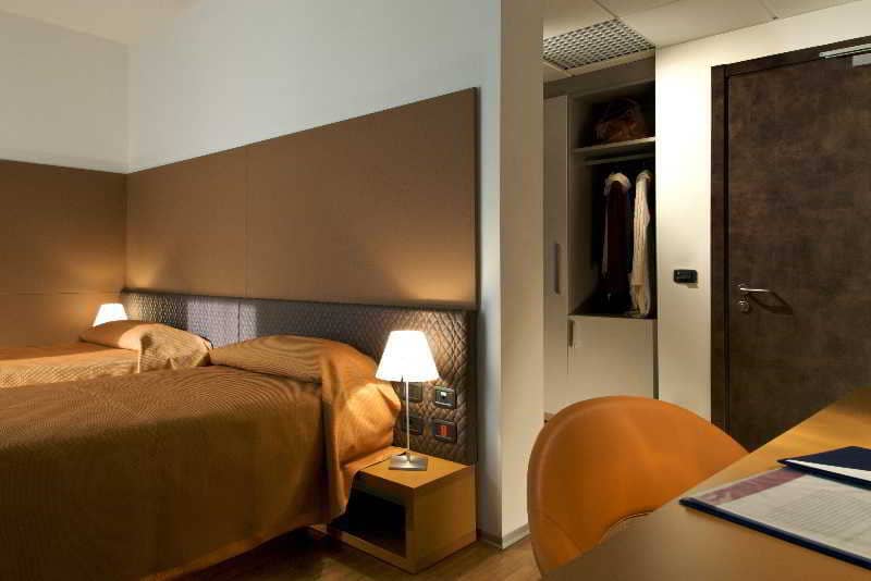 Camplus Guest Bononia - Main View