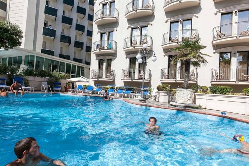 Hotel Ambassador - Main View