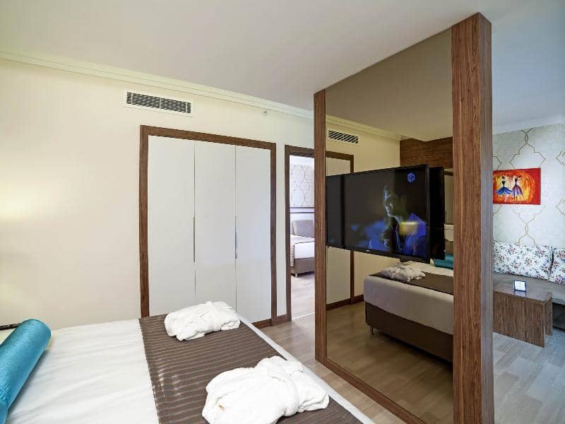 Luna Blanca Resort - Main View
