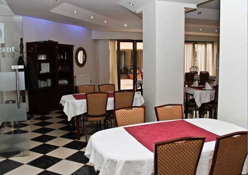 Stambouli Hotel - Main View