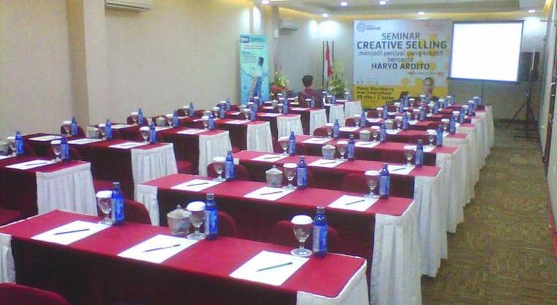Lampion Hotel Sol - Main View
