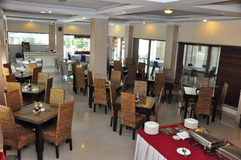 Puri Saron Denpasar Hotel - Main View