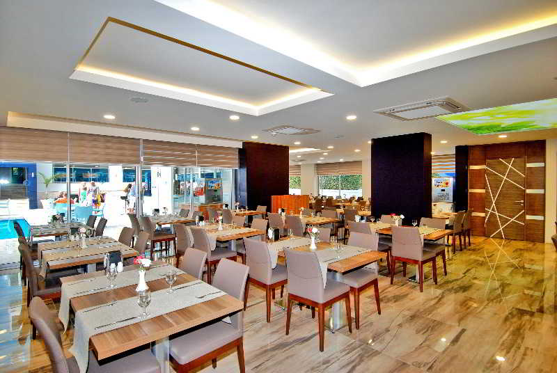Kleopatra Ramira Hotel - Main View