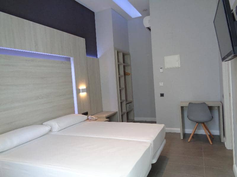 Hostal Plaza Goya - Main View