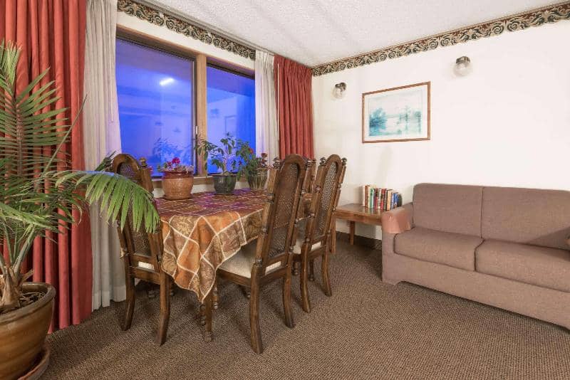 Super 8 by Wyndham Laramie - Main View