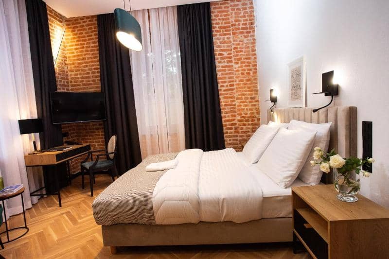 Hotel Teatr - Main View