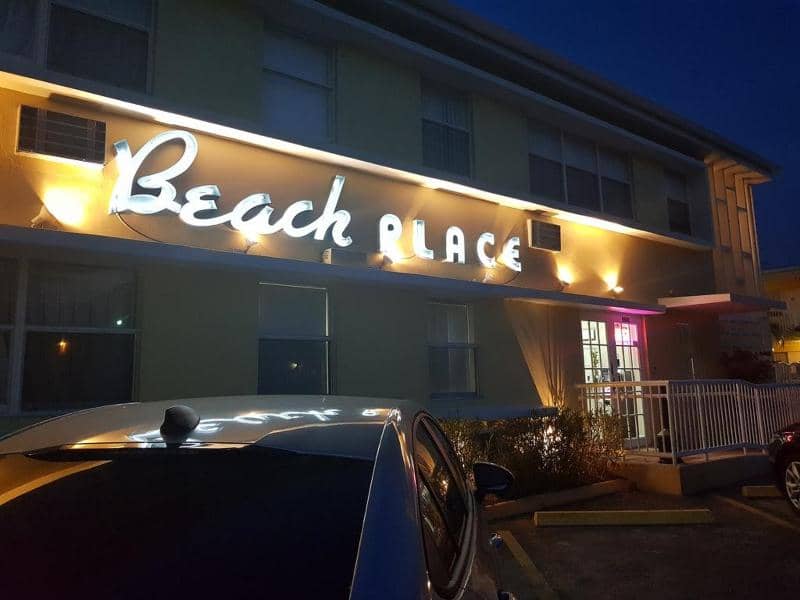 Beach Place - Main View