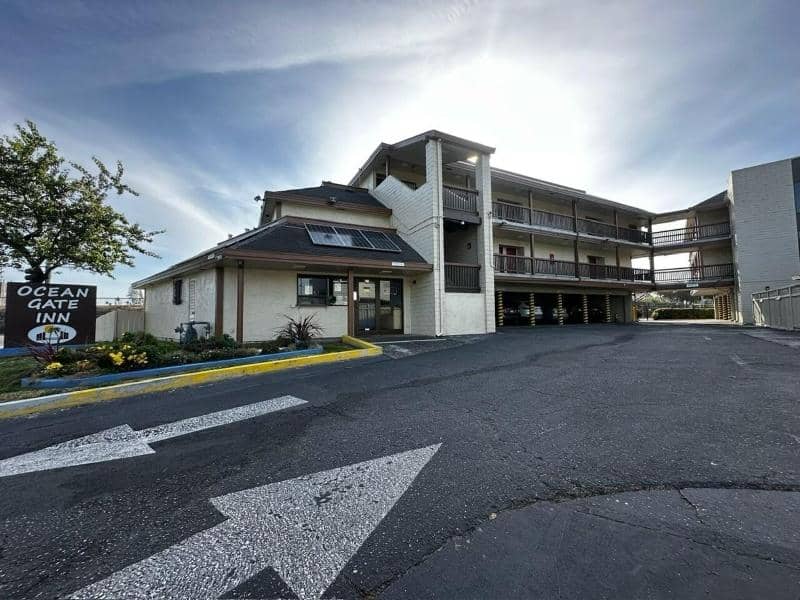 Ocean Gate Inn - Main View