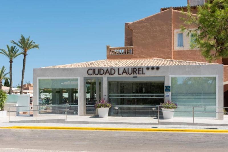 Aparthotel Ciudad Laurel - Main View