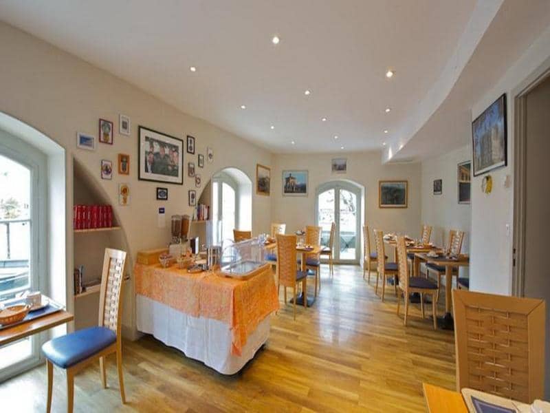 Le Bourbon - Main View